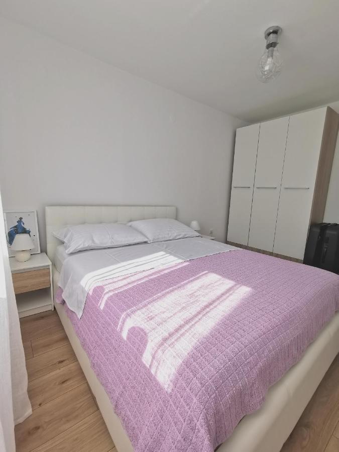 Ulike I Pini Apartment Пула Екстериор снимка