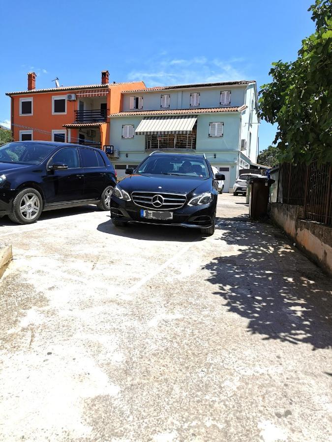 Ulike I Pini Apartment Пула Екстериор снимка
